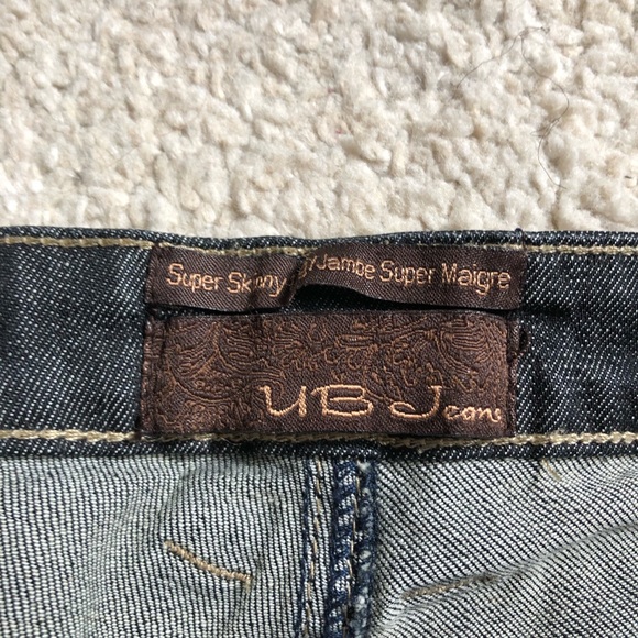 Distressed looking UB Jeans. - Picture 5 of 8
